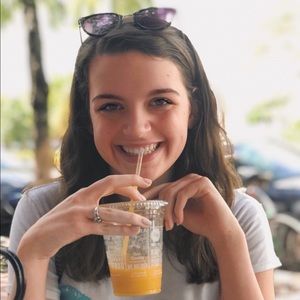 Meet your Posher, Molly